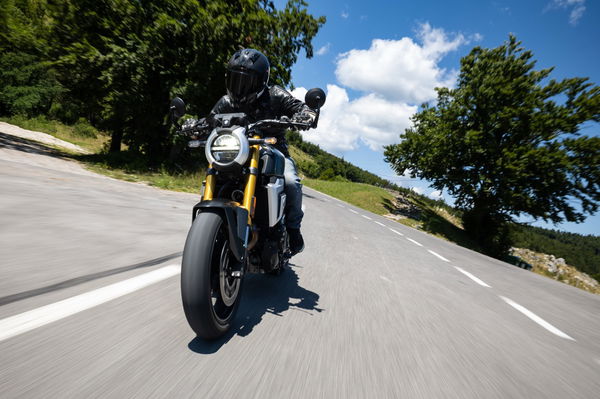 The GSX -8T - Riding