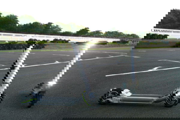 Il bo-scooter Bo Turbo 100 mph