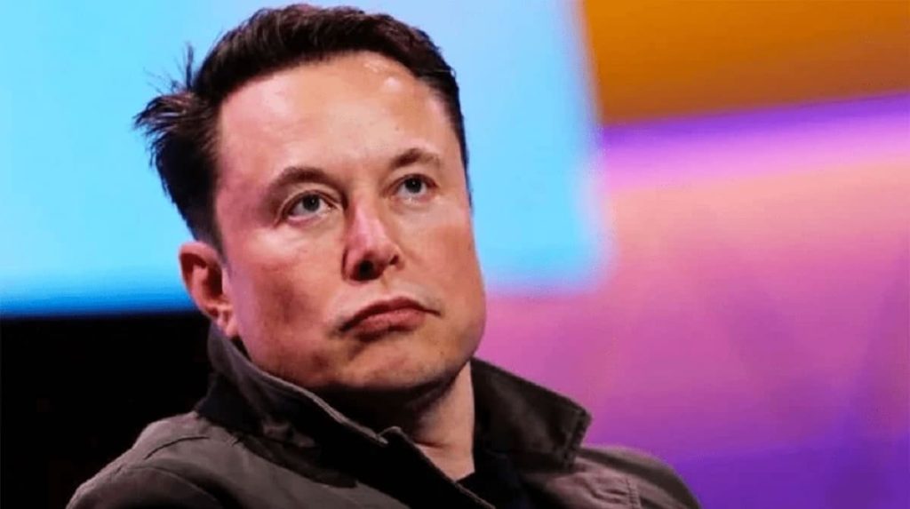 L’allarme di Elon Musk su IA e auto elettriche