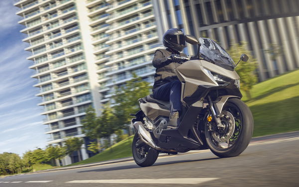 2025 Honda Forza 750 - Riding