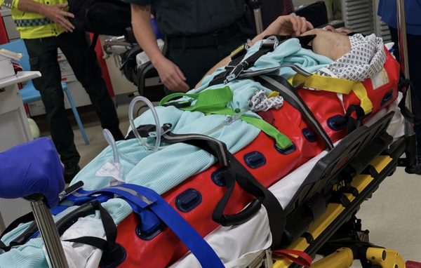 Michael Rutter in ospedale dopo il suo incidente. Credito fotografico - John McAvoy