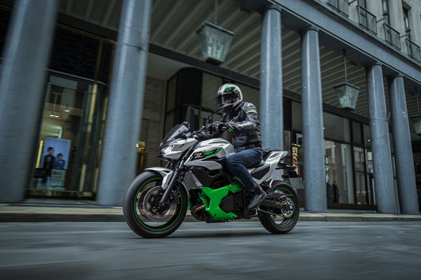 2024 Kawasaki Z 7 ibrido