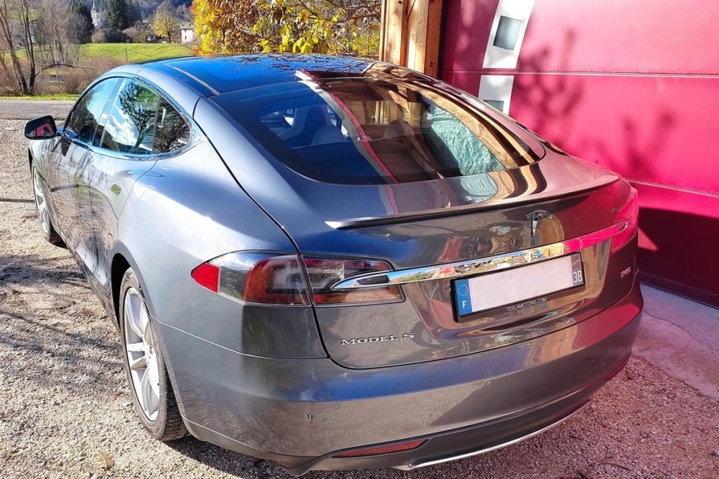 Tesla Model S