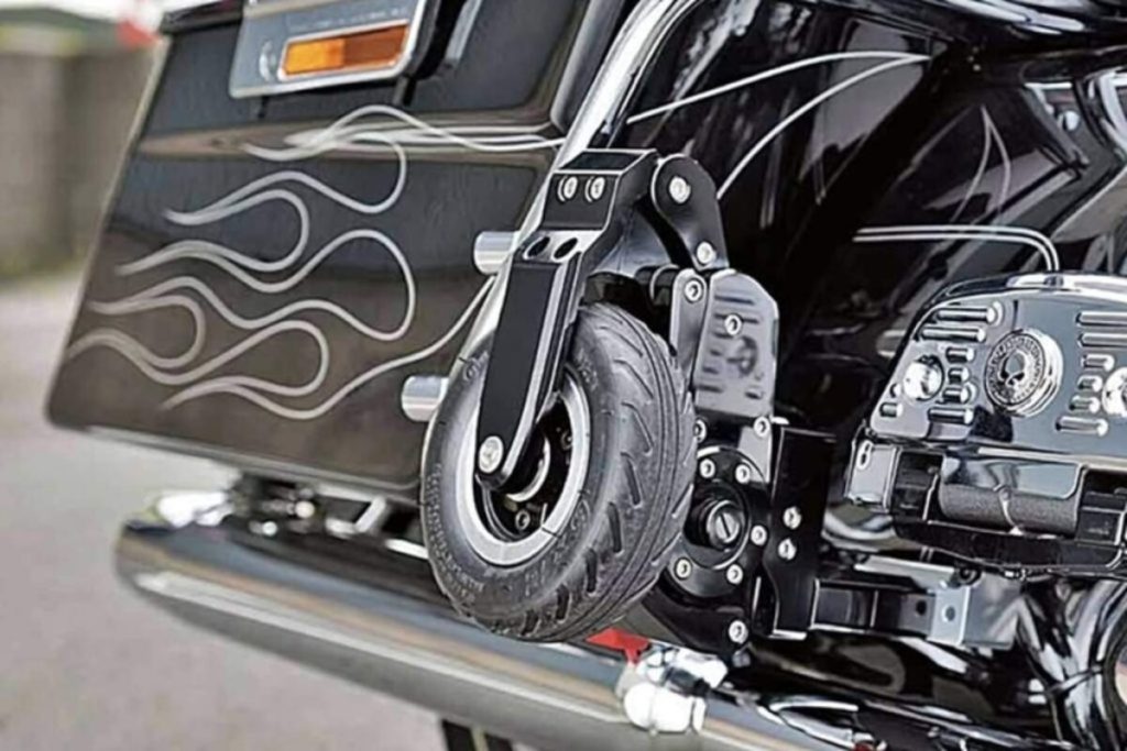 Come funziona il sistema delle ruote retrattili