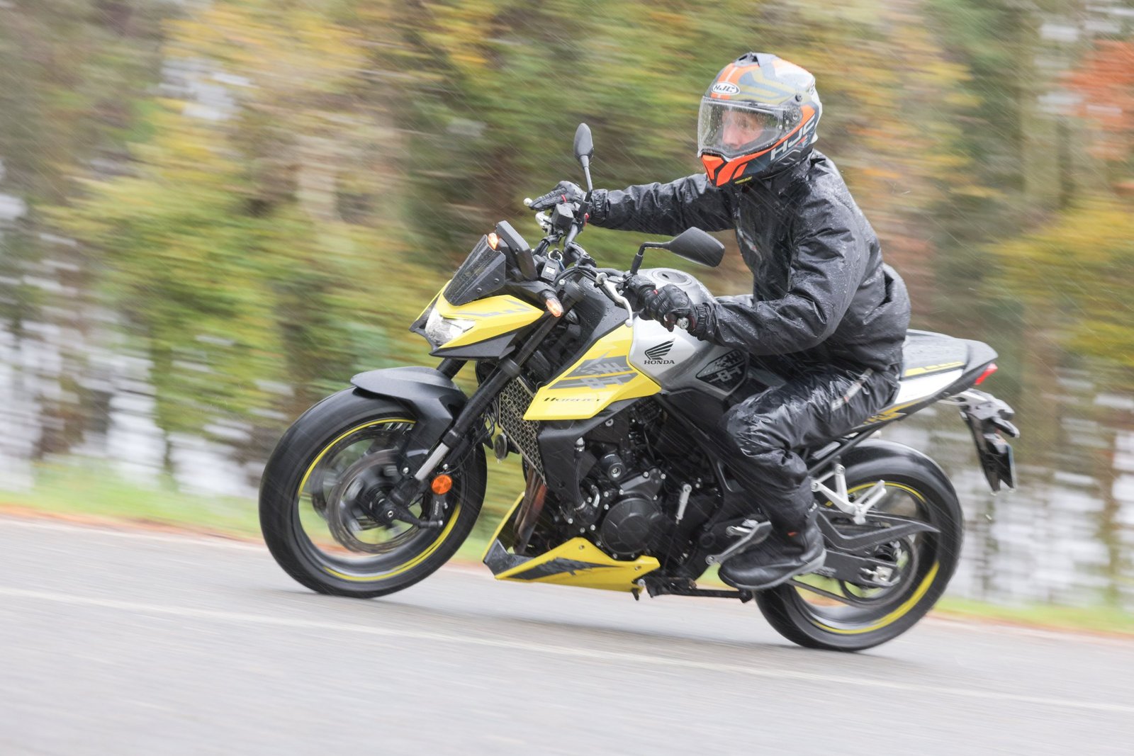 Frizione elettronica Honda CB750 Hornet del 2026