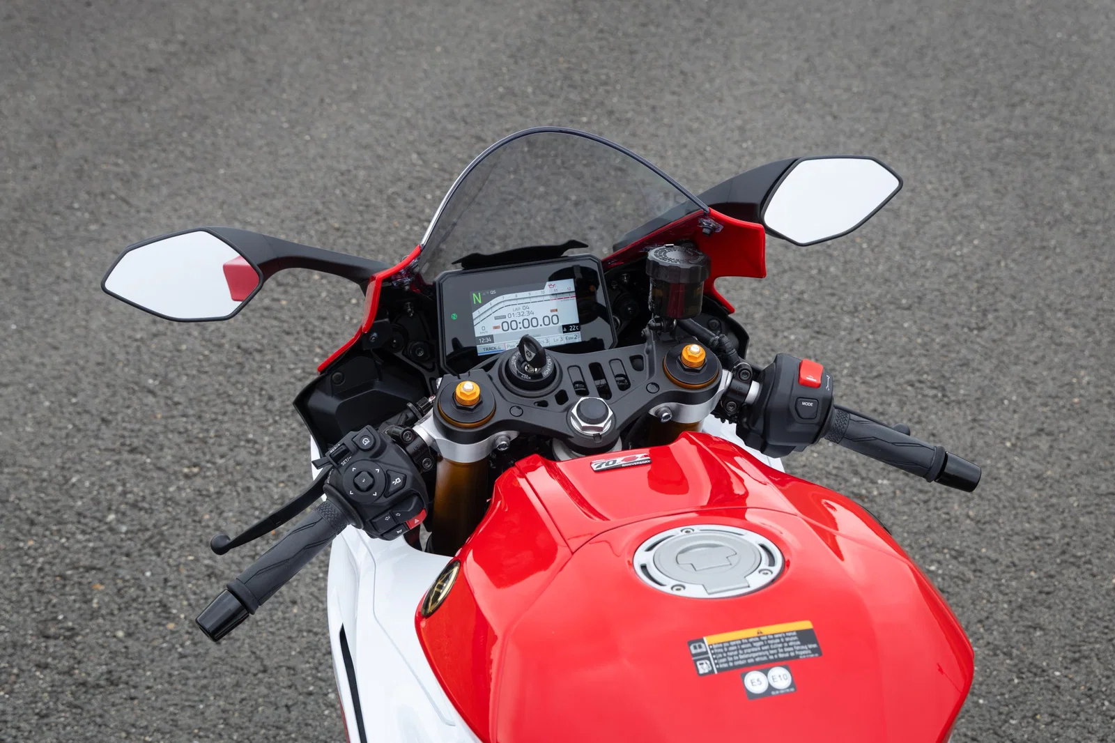 La Yamaha R7 del 2026 - dettagli