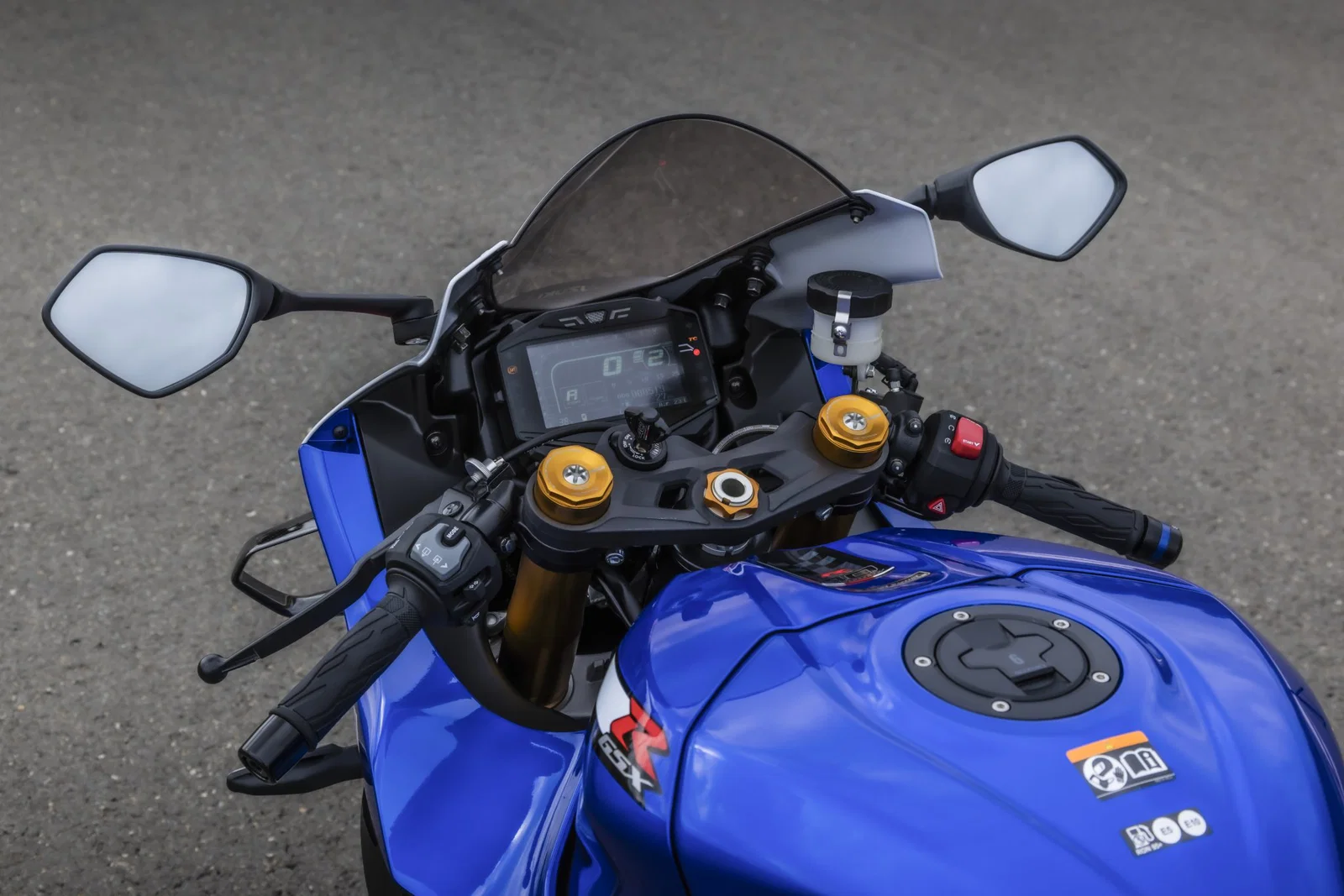 La Suzuki GSX-R1000R del 2026 - in sella