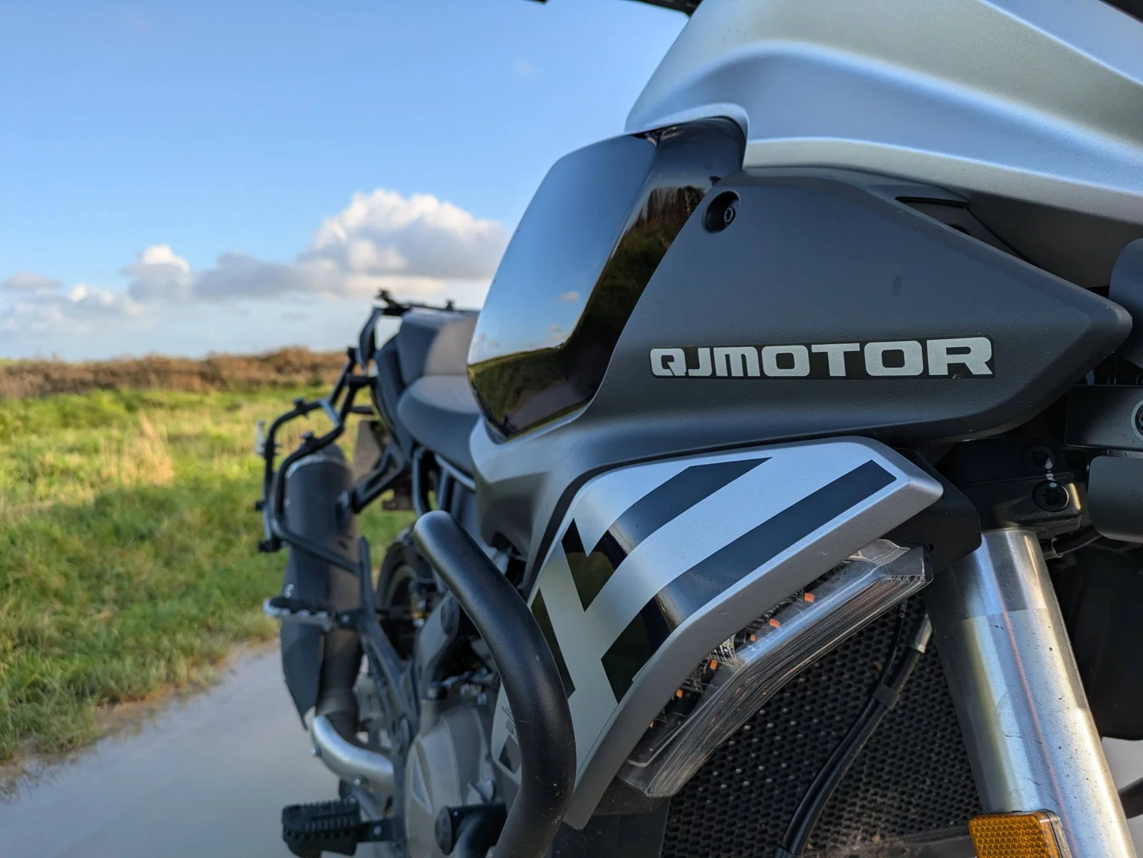 QJMotor SRT 600 S