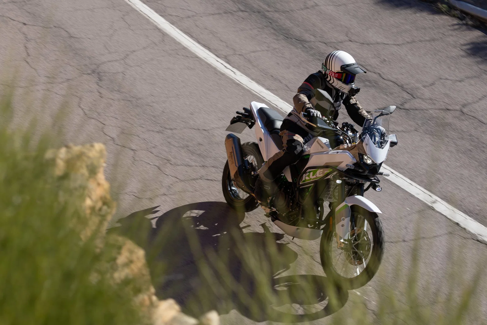 In sella alla Kawasaki KLE500