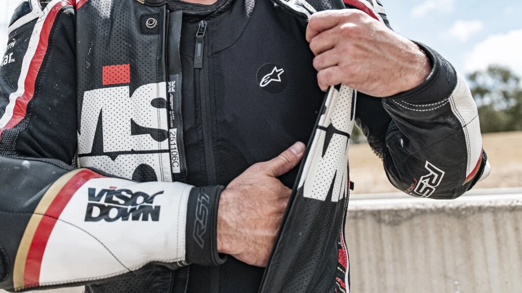 The Alpinestars TechAir 5 plasma
