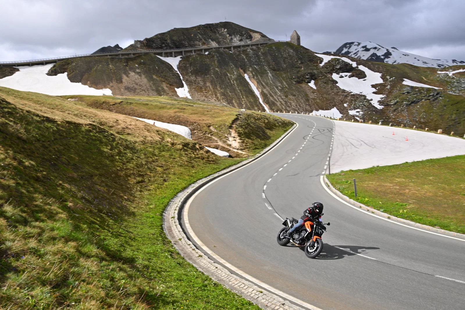 La KTM 790 Duke del 2026: in sella