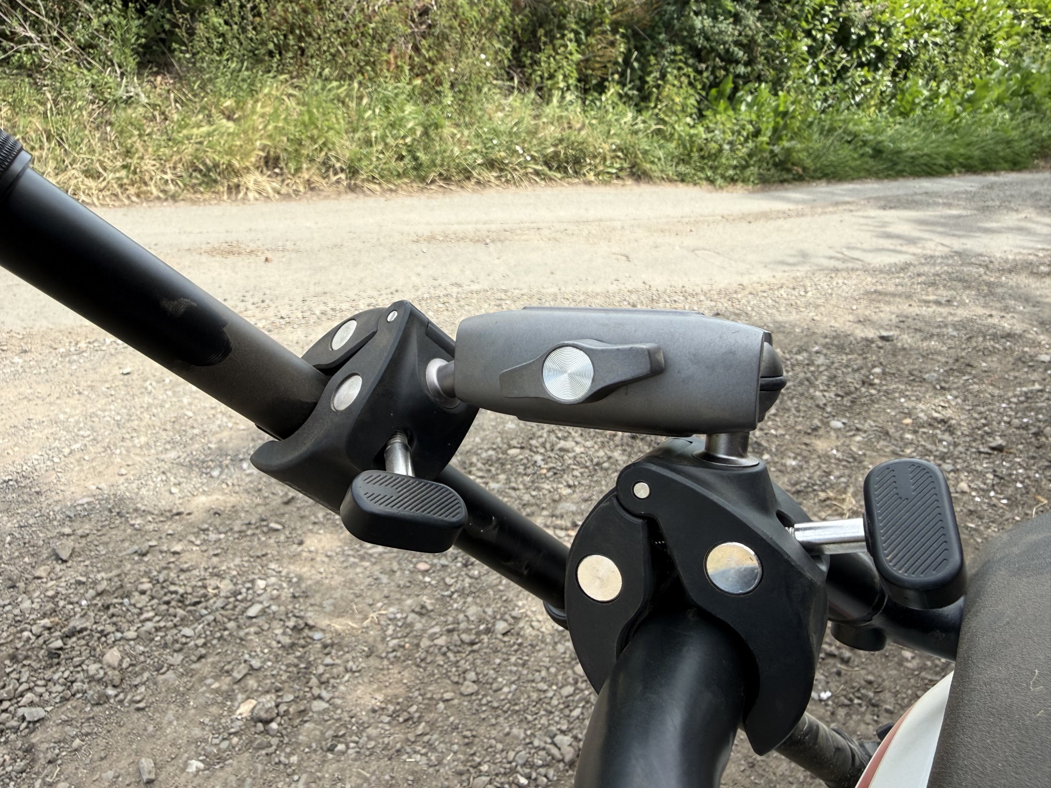 I morsetti inclusi con Akaso 360