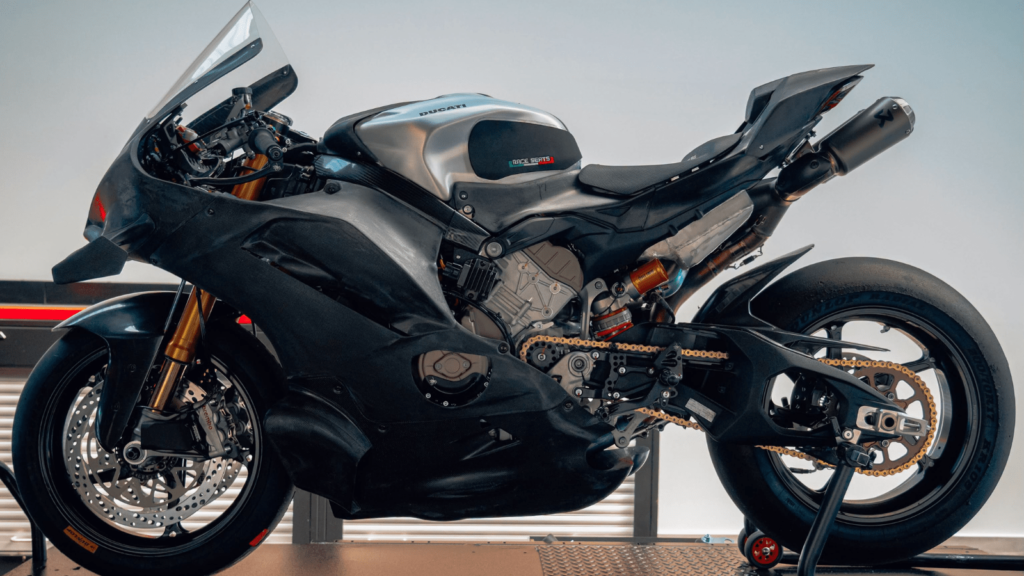 Electronic Panigale V4 kit from Barni and Mectronik. Credit: Barni Spark Racing Team.