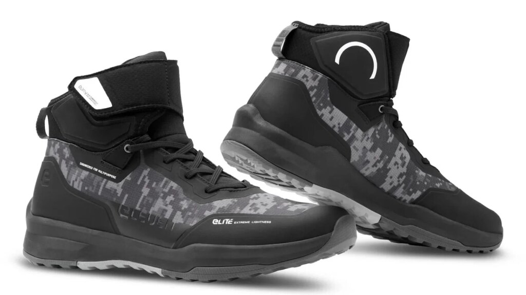 The Eleveit Stratos E-Dry midi-riding boots
