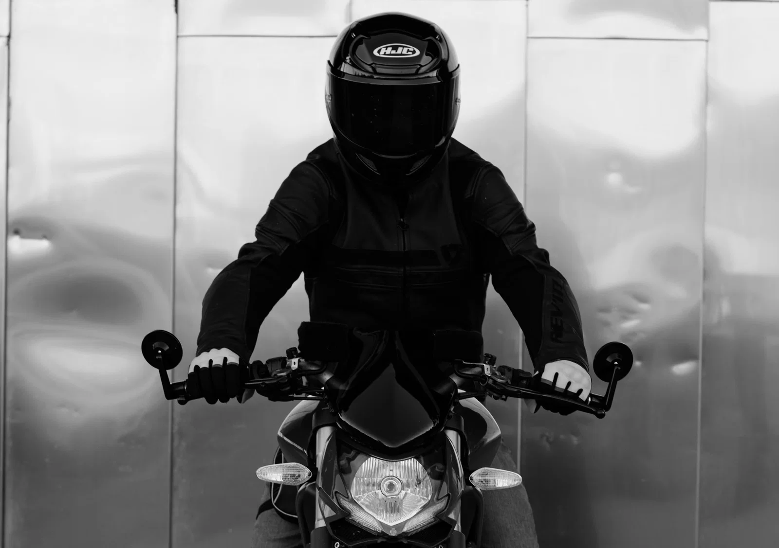 Mark e la sua Ducati, valutata dalla WBAB oltre £ 5.000
