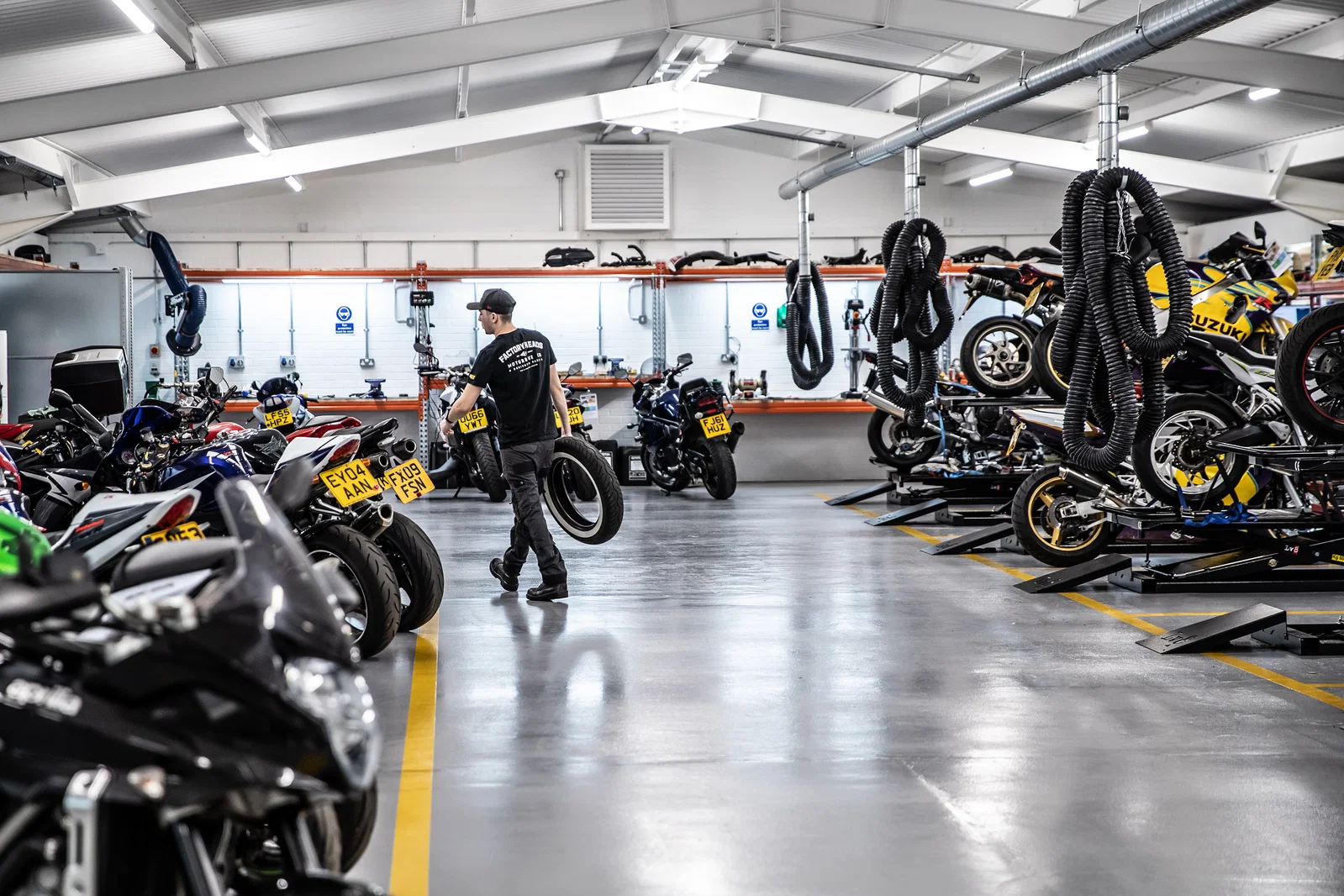 La fabbrica delle superbike