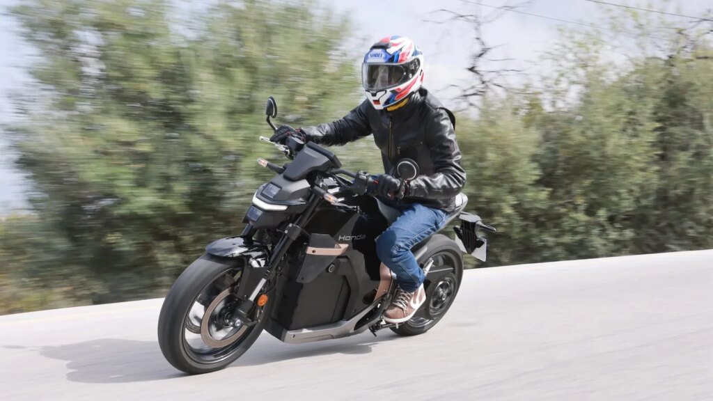 Shoei Neotec 3