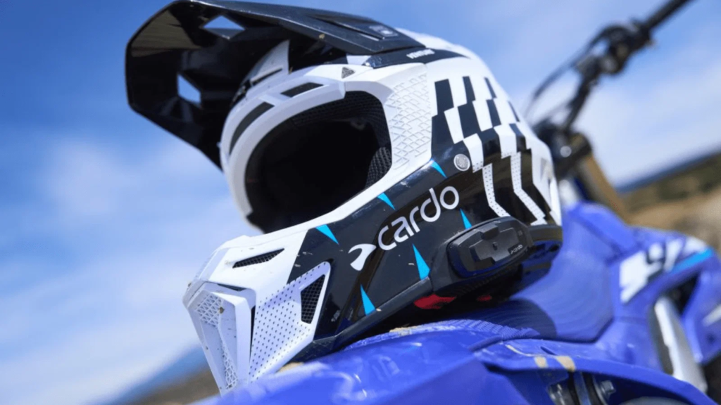 New Cardo Venture helmet is now available to buy in the UK.